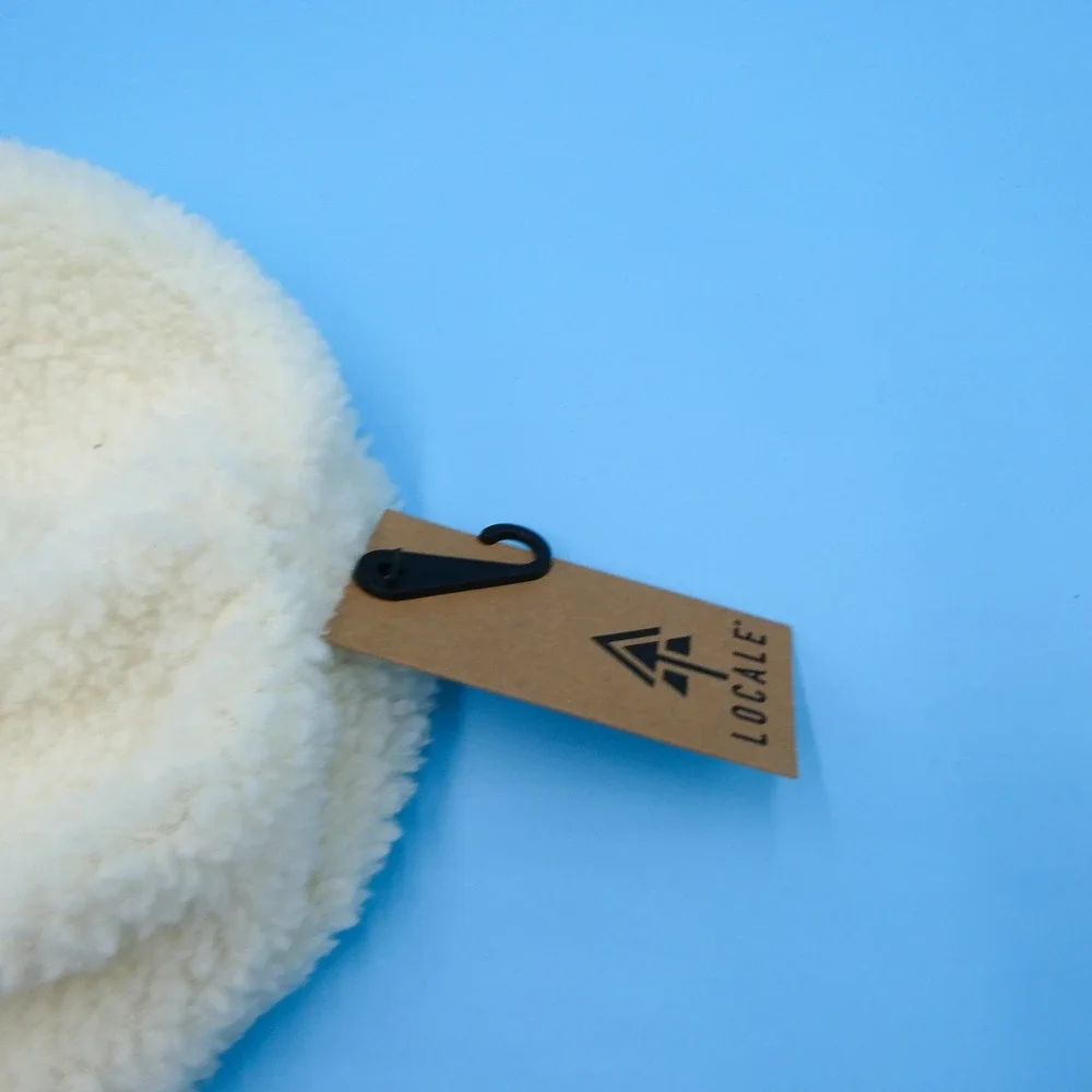 Locale Beanie Unisex One Size Leavenworth‎ Washington Sherpa Fleece Cream White